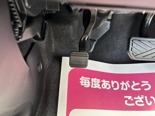 スペーシア ハイブリッドG 届出済未使用車 スズキセーフティサポート 横滑り防止装置 両側スライドドア オートエアコン オートライト プッシュスタート スマートキー パワーウインドウ アイドリングストップ 禁煙車 修復歴無(31枚目)