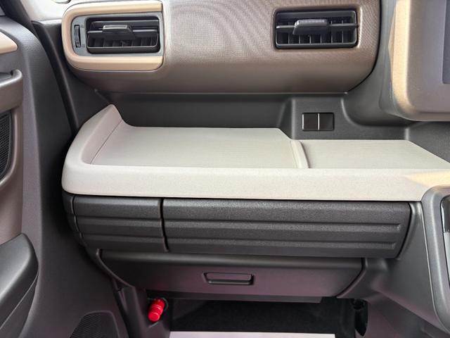 スペーシア ハイブリッドG 届出済未使用車 スズキセーフティサポート 横滑り防止装置 両側スライドドア オートエアコン オートライト プッシュスタート スマートキー パワーウインドウ アイドリングストップ 禁煙車 修復歴無(36枚目)