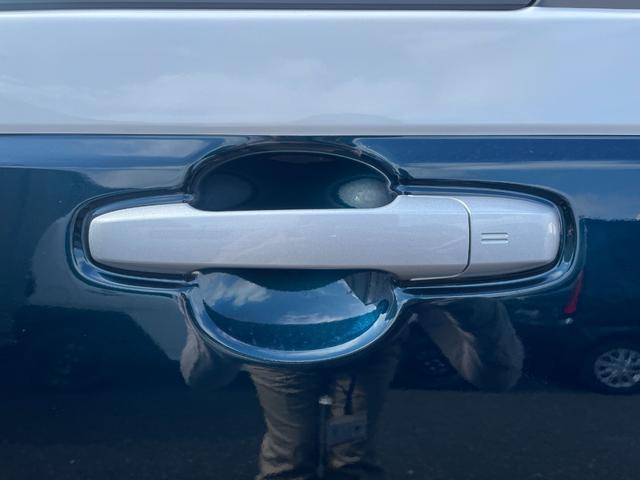 ムーヴキャンバス ストライプスＸ　届出済未使用車　両側電動スライドドア　衝突軽減ブレーキシステム　アイドリングストップ　コーナーセンサー　パーキングセンサー　オートエアコン　スマートキー　禁煙車　パワーステアリング　修復歴無（25枚目）