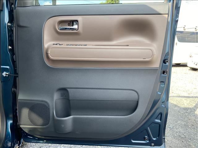 ムーヴキャンバス セオリーＸ　届出済未使用車　両側電動スライドドア　衝突軽減ブレーキシステム　アイドリングストップ　コーナーセンサー　パーキングセンサー　オートエアコン　スマートキー　禁煙車　パワーステアリング　修復歴無（16枚目）