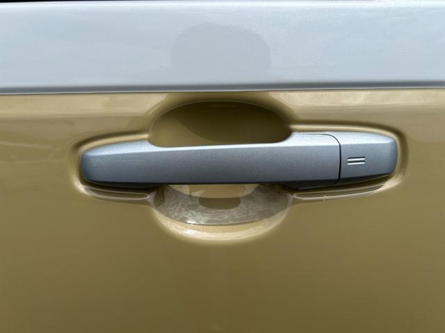 ムーヴキャンバス ストライプスＸ　届出済未使用車　両側電動スライドドア　衝突軽減ブレーキシステム　アイドリングストップ　コーナーセンサー　パーキングセンサー　オートエアコン　スマートキー　禁煙車　パワーステアリング　修復歴無（25枚目）