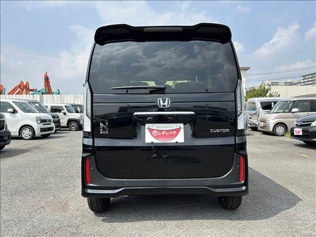 Ｎ－ＢＯＸカスタム ベースグレード　届出済未使用車　電動パワースライドドア　衝突軽減ブレーキ　ＬＥＤライト　スマートキー　プッシュスタート　オートエアコン　アイドリングストップ　禁煙車　パワーステアリング　パワーウインドウ　修復歴無（9枚目）