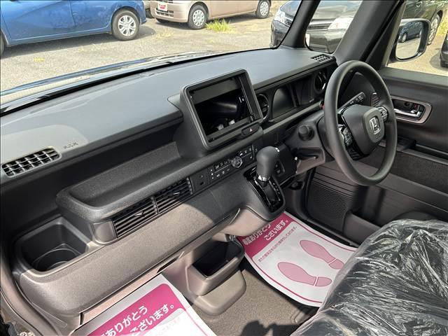Ｎ－ＢＯＸカスタム ベースグレード　届出済未使用車　電動パワースライドドア　衝突軽減ブレーキ　ＬＥＤライト　スマートキー　プッシュスタート　オートエアコン　アイドリングストップ　禁煙車　パワーステアリング　パワーウインドウ　修復歴無（14枚目）