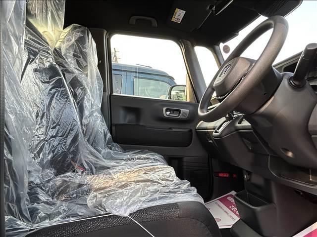 Ｎ－ＢＯＸカスタム ベースグレード　届出済未使用車　電動パワースライドドア　衝突軽減ブレーキ　ＬＥＤライト　スマートキー　プッシュスタート　オートエアコン　アイドリングストップ　禁煙車　パワーステアリング　パワーウインドウ　修復歴無（15枚目）