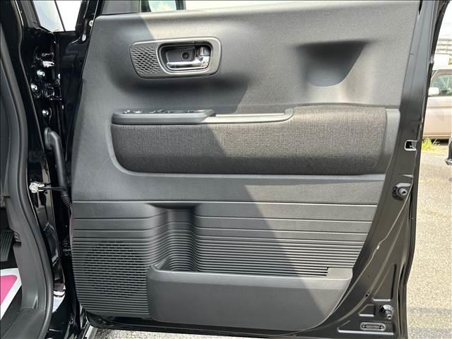 Ｎ－ＢＯＸカスタム ベースグレード　届出済未使用車　電動パワースライドドア　衝突軽減ブレーキ　ＬＥＤライト　スマートキー　プッシュスタート　オートエアコン　アイドリングストップ　禁煙車　パワーステアリング　パワーウインドウ　修復歴無（16枚目）