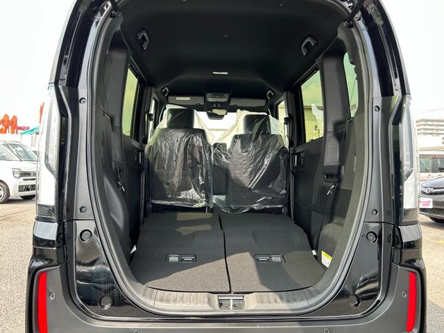 Ｎ－ＢＯＸカスタム ベースグレード　届出済未使用車　電動パワースライドドア　衝突軽減ブレーキ　ＬＥＤライト　スマートキー　プッシュスタート　オートエアコン　アイドリングストップ　禁煙車　パワーステアリング　パワーウインドウ　修復歴無（22枚目）