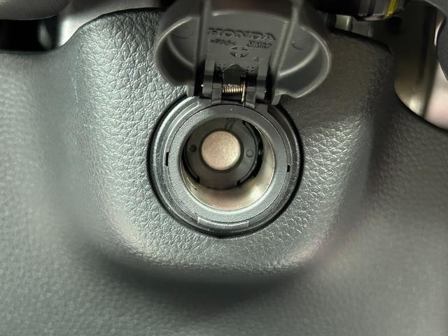 Ｎ－ＢＯＸカスタム ベースグレード　届出済未使用車　電動パワースライドドア　衝突軽減ブレーキ　ＬＥＤライト　スマートキー　プッシュスタート　オートエアコン　アイドリングストップ　禁煙車　パワーステアリング　パワーウインドウ　修復歴無（39枚目）