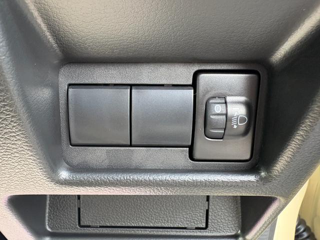 スペーシア ハイブリッドG 届出済未使用車 スズキセーフティサポート 横滑り防止装置 両側スライドドア オートエアコン オートライト プッシュスタート スマートキー パワーウインドウ アイドリングストップ 禁煙車 修復歴無(34枚目)