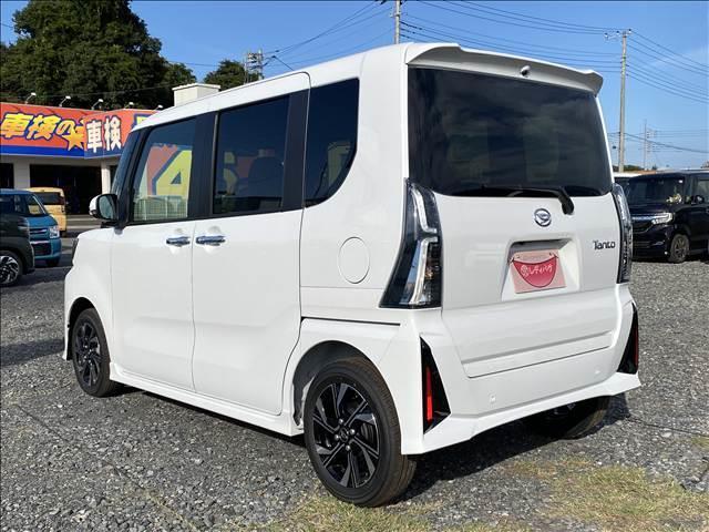 タント カスタムＸ　届出済未使用車　衝突軽減ブレーキ　ＬＥＤヘッドライト　衝突軽減ブレーキ　ロングスライドシート　　衝突軽減ブレーキ　ピラーレス　アイドリングストップ　横滑り防止装置　オートエアコン　禁煙車　修復歴無（8枚目）