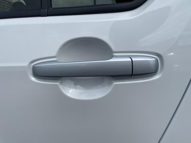 タフト Ｘ　届出済未使用車　スカイフィールトップ　スマートキー　衝突軽減ブレーキシステム　横滑り防止装置　ＬＥＤ　　禁煙車　オートエアコン　セキュリティアラーム　　パワーステアリング　パワーウインドウ　修復歴無（26枚目）