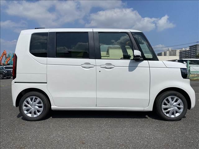 Ｎ－ＢＯＸ ベースグレード　１０／１８－１０／２４限定　届出済未使用車　衝突軽減ブレーキ　両側スライドドア　ＬＥＤヘッドライト　スマートキー　アイドリングストップ　禁煙車　パワーステアリング　パワーウインドウ　修復歴無（11枚目）