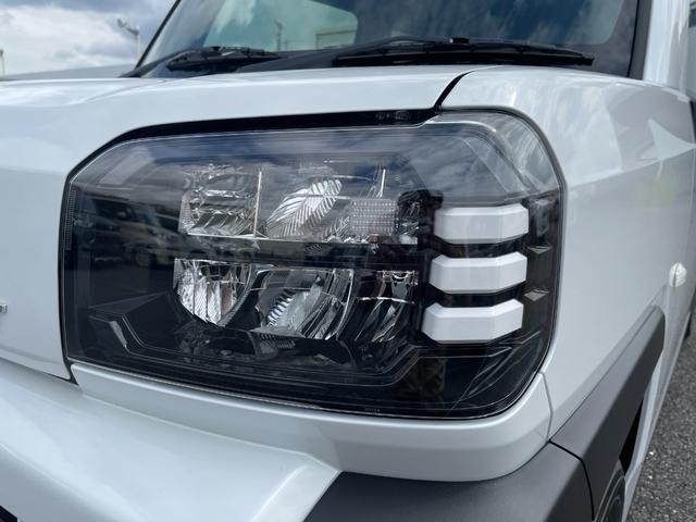 タフト Ｘ　届出済未使用車　スカイフィールトップ　スマートキー　衝突軽減ブレーキシステム　横滑り防止装置　ＬＥＤ　　禁煙車　オートエアコン　セキュリティアラーム　　パワーステアリング　パワーウインドウ　修復歴無（23枚目）