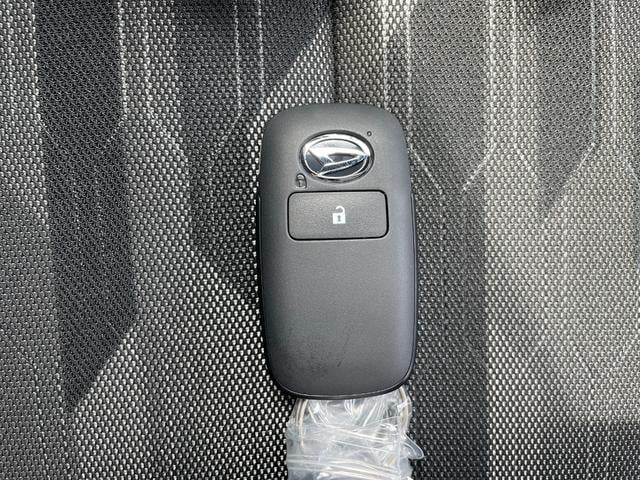 タフト Ｘ　届出済未使用車　スカイフィールトップ　スマートキー　衝突軽減ブレーキシステム　横滑り防止装置　ＬＥＤ　　禁煙車　オートエアコン　セキュリティアラーム　　パワーステアリング　パワーウインドウ　修復歴無（29枚目）