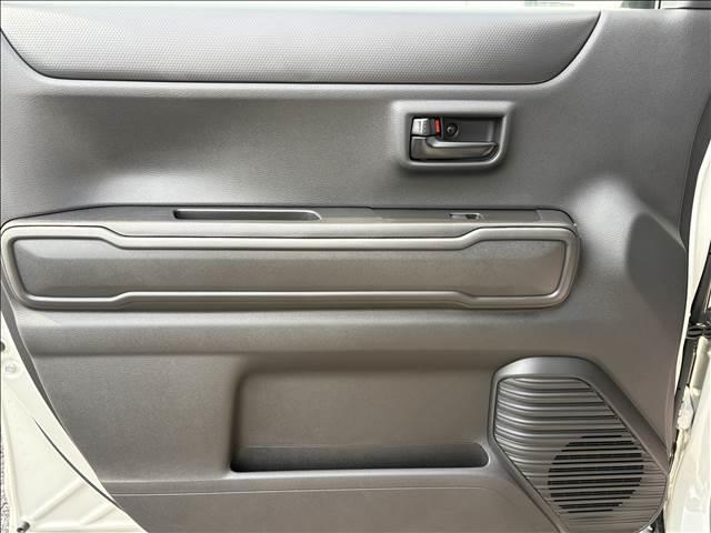 ハスラー ハイブリッドＧ　届出済未使用車　ハイブリッド　スマートキー　衝突軽減ブレーキ　横滑り防止装置　ＬＥＤランプ　禁煙車　オートエアコン　セキュリティアラーム　パワーステアリング　パワーウインドウ　修復歴無（17枚目）