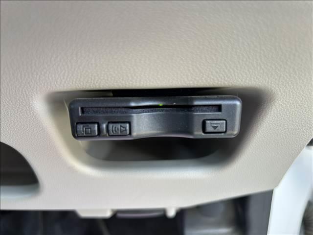 ムーヴ XリミテッドII SAIII 11/8-11/14限定 ETC シートヒーターLEDヘッドランプ アイドリングストップ 障害物センサー 衝突被害軽減ブレーキ パワーウィンドウ パワーステアリング 禁煙車(7枚目)