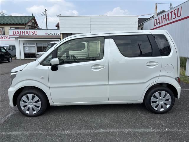 ワゴンＲ ＦＸ　届出済未使用車　衝突軽減ブレーキ　横滑り防止装置　スマートキー　ヘッドランプハロゲン　禁煙車　オートエアコン　セキュリティアラーム　パワーステアリング　パワーウインドウ　修復歴無（7枚目）