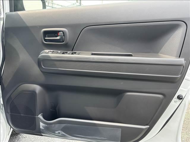 ワゴンＲ ＦＸ　届出済未使用車　衝突軽減ブレーキ　横滑り防止装置　スマートキー　ヘッドランプハロゲン　禁煙車　オートエアコン　セキュリティアラーム　パワーステアリング　パワーウインドウ　修復歴無（16枚目）