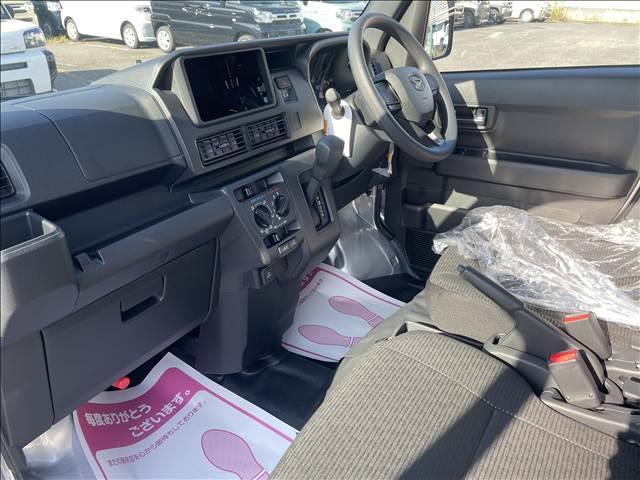 ハイゼットカーゴ ＤＸ　届出済未使用車　衝突軽減ブレーキ　横滑り防止装置　アイドリングストップ　バン　両側スライドドア　マニュアルエアコン　パワーステアリング　禁煙車　修復歴無（14枚目）