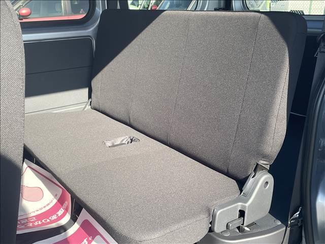 ハイゼットカーゴ ＤＸ　届出済未使用車　衝突軽減ブレーキ　横滑り防止装置　アイドリングストップ　バン　両側スライドドア　マニュアルエアコン　パワーステアリング　禁煙車　修復歴無（19枚目）