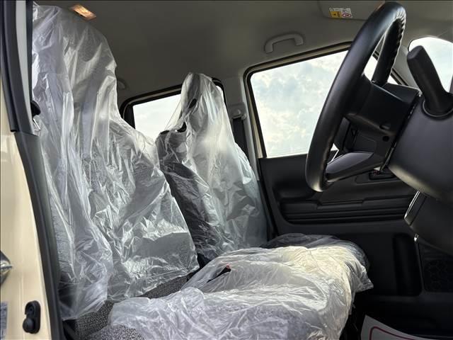 スペーシア ハイブリッドＧ　１１／２２－１１／２８限定　届出済未使用車　スズキセーフティサポート　横滑り防止装置　両側スライドドア　オートライト　スマートキー　パワーウインドウ　アイドリングストップ　禁煙車　修復歴無（15枚目）