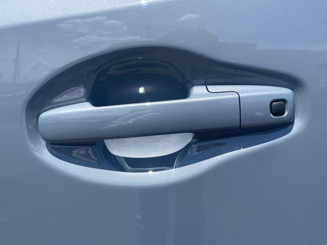 ワゴンＲ ＦＸ　届出済未使用車　ＣＤプレーヤー付き　衝突軽減ブレーキ　横滑り防止装置　ヘッドランプハロゲン　スマートキー　禁煙車　オートエアコン　セキュリティアラーム　パワーウインドウ　修復歴無（25枚目）
