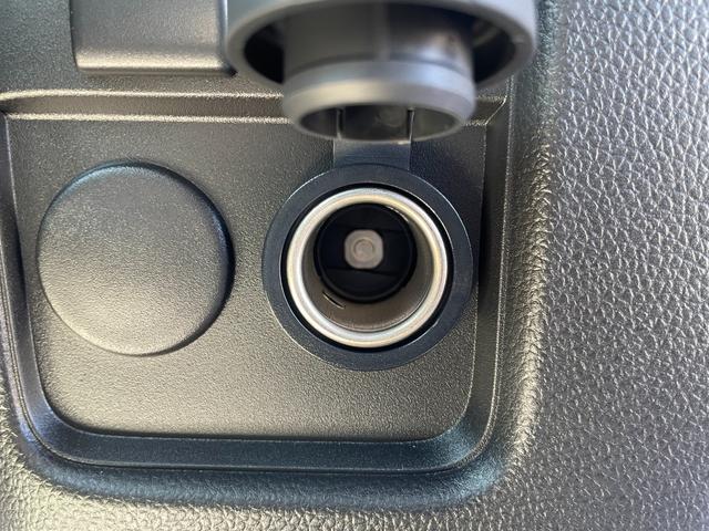 ワゴンＲ ＦＸ　届出済未使用車　ＣＤプレーヤー付き　衝突軽減ブレーキ　横滑り防止装置　ヘッドランプハロゲン　スマートキー　禁煙車　オートエアコン　セキュリティアラーム　パワーウインドウ　修復歴無（38枚目）