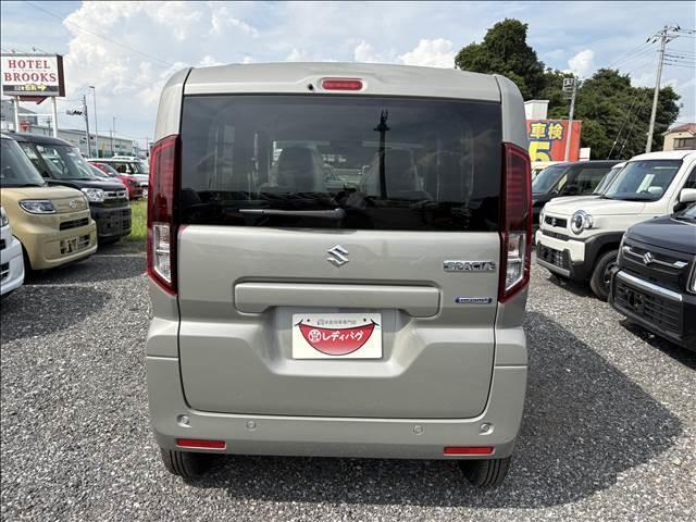 スペーシア ハイブリッドＧ　届出済未使用車　スズキセーフティサポート　横滑り防止装置　両側スライドドア　オートエアコン　オートライト　プッシュスタート　スマートキー　パワーウインドウ　アイドリングストップ　禁煙車　修復歴無（9枚目）