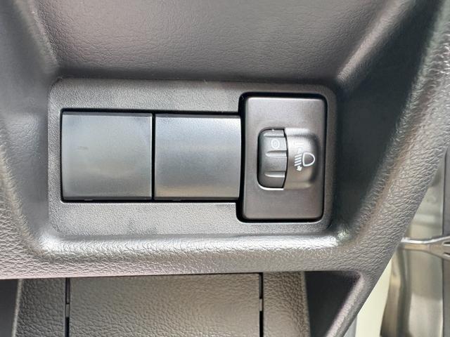 スペーシア ハイブリッドＧ　届出済未使用車　スズキセーフティサポート　横滑り防止装置　両側スライドドア　オートエアコン　オートライト　プッシュスタート　スマートキー　パワーウインドウ　アイドリングストップ　禁煙車　修復歴無（34枚目）