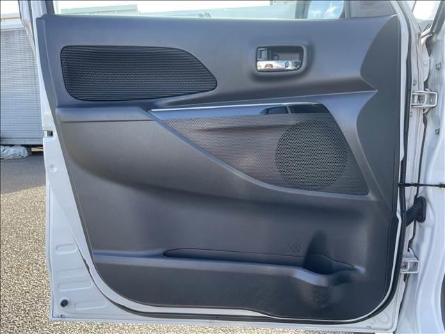 デイズルークス ハイウェイスター　Ｘ　衝突軽減ブレーキシステム　横滑り防止装置　アイドリングストップ　禁煙車　オートエアコン　純正アルミホイール　パワーステアリング　パワーウインドウ　プッシュスタート　修復歴無（20枚目）