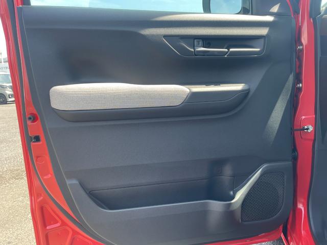 ムーヴ Ｘ　届出済未使用車　両側スライドドア（片側電動スライドドア）　衝突軽減ブレーキシステム　　ＬＥＤヘッドライト　パーキングセンサー　オートエアコン　スマートキー　禁煙車　パワーステアリング　修復歴無（15枚目）