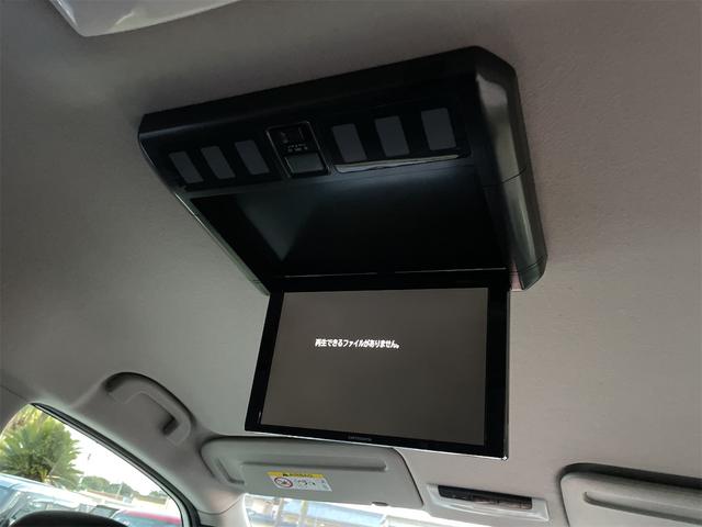 セレナ ハイウェイスター　プロパイロットエディション　ＥＴＣ　バックカメラ　ナビ　ＴＶ　クリアランスソナー　オートクルーズコントロール　レーンアシスト　衝突被害軽減システム　両側電動スライドドア　オートライト　スマートキー　電動格納ミラー　３列シート（18枚目）