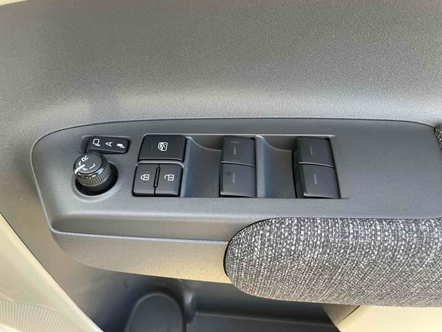 シエンタ ハイブリッドZ ETC 全周囲カメラ ナビ TV オートクルーズコントロール レーンアシスト 衝突被害軽減システム 両側電動スライドドア オートマチックハイビーム オートライト LEDヘッドランプ スマートキー(13枚目)