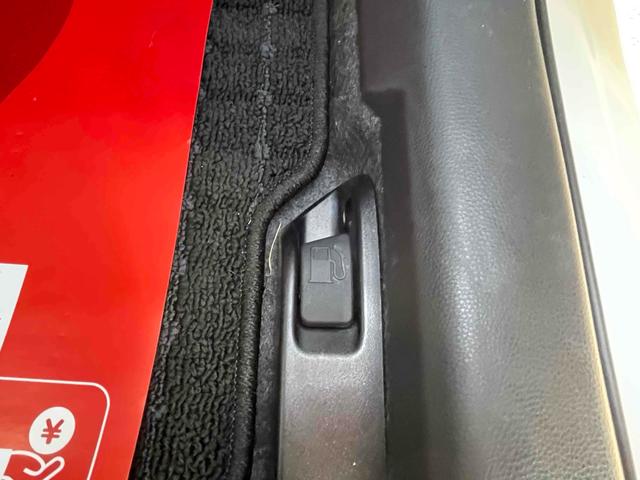 シエンタ ハイブリッドZ ETC 全周囲カメラ ナビ TV オートクルーズコントロール レーンアシスト 衝突被害軽減システム 両側電動スライドドア オートマチックハイビーム オートライト LEDヘッドランプ スマートキー(16枚目)