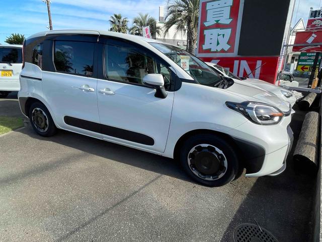 シエンタ ハイブリッドZ ETC 全周囲カメラ ナビ TV オートクルーズコントロール レーンアシスト 衝突被害軽減システム 両側電動スライドドア オートマチックハイビーム オートライト LEDヘッドランプ スマートキー(41枚目)