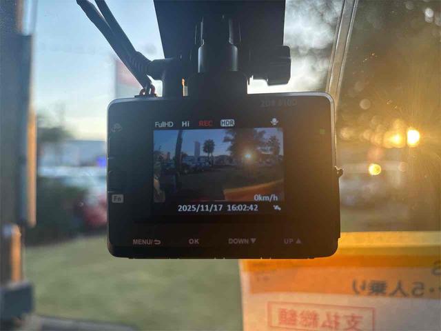 タンク カスタムＧ　Ｓ　ドライブレコーダー　ＥＴＣ　バックカメラ　ナビ　ＴＶ　両側電動スライドドア　オートクルーズコントロール　衝突被害軽減システム　アルミホイール　オートライト　ＬＥＤヘッドランプ　スマートキー（11枚目）