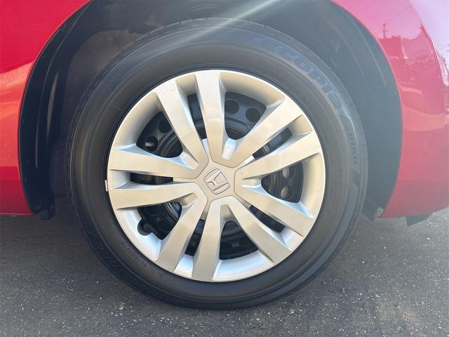 フィット ベーシック ドライブレコーダー ETC バックカメラ ナビ TV クリアランスソナー オートクルーズコントロール レーンアシスト 衝突被害軽減システム オートライト スマートキー アイドリングストップ(16枚目)