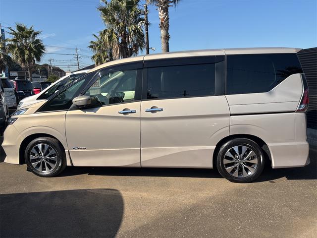 セレナ ハイウェイスターＧ　ドライブレコーダー　ＥＴＣ　全周囲カメラ　ナビ　ＴＶ　クリアランスソナー　オートクルーズコントロール　パークアシスト　衝突被害軽減システム　両側電動スライドドア　オートライト　ＬＥＤヘッドランプ（12枚目）