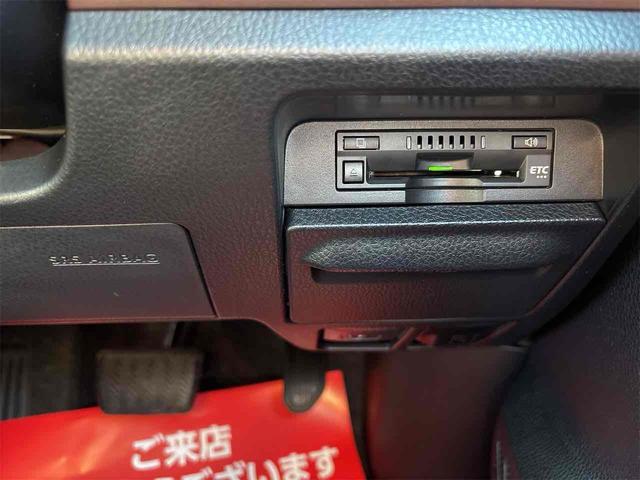 エスクァイア Ｇｉ　プレミアムパッケージ　ドライブレコーダー　ＥＴＣ　バックカメラ　ナビ　ＴＶ　オートクルーズコントロール　レーンアシスト　衝突被害軽減システム　両側電動スライドドア　オートマチックハイビーム　オートライト　ＬＥＤヘッドランプ（7枚目）