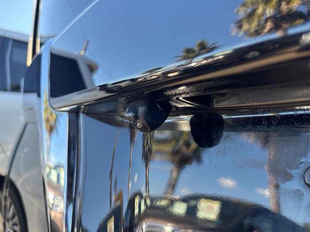 エスクァイア Ｇｉ　プレミアムパッケージ　ドライブレコーダー　ＥＴＣ　バックカメラ　ナビ　ＴＶ　オートクルーズコントロール　レーンアシスト　衝突被害軽減システム　両側電動スライドドア　オートマチックハイビーム　オートライト　ＬＥＤヘッドランプ（24枚目）