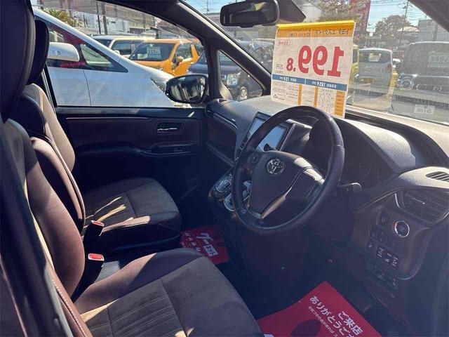 エスクァイア Ｇｉ　プレミアムパッケージ　ドライブレコーダー　ＥＴＣ　バックカメラ　ナビ　ＴＶ　オートクルーズコントロール　レーンアシスト　衝突被害軽減システム　両側電動スライドドア　オートマチックハイビーム　オートライト　ＬＥＤヘッドランプ（29枚目）