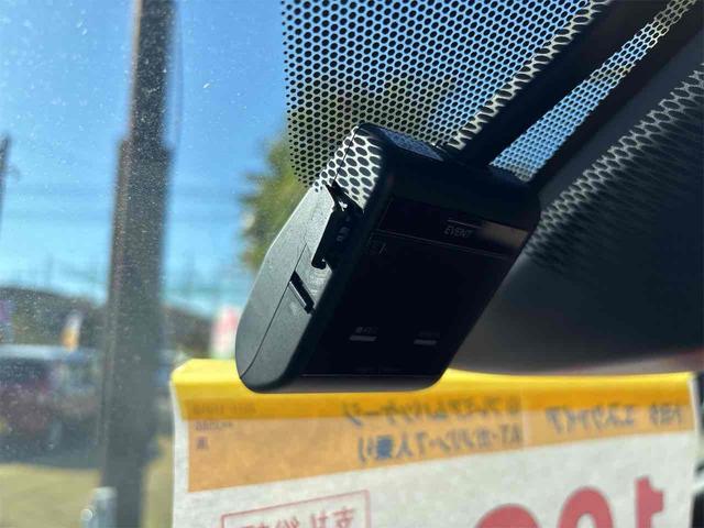 エスクァイア Ｇｉ　プレミアムパッケージ　ドライブレコーダー　ＥＴＣ　バックカメラ　ナビ　ＴＶ　オートクルーズコントロール　レーンアシスト　衝突被害軽減システム　両側電動スライドドア　オートマチックハイビーム　オートライト　ＬＥＤヘッドランプ（31枚目）