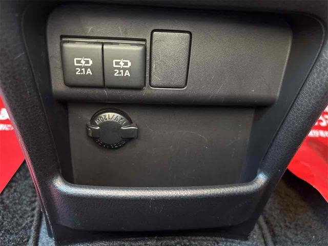 エスクァイア Ｇｉ　プレミアムパッケージ　ドライブレコーダー　ＥＴＣ　バックカメラ　ナビ　ＴＶ　オートクルーズコントロール　レーンアシスト　衝突被害軽減システム　両側電動スライドドア　オートマチックハイビーム　オートライト　ＬＥＤヘッドランプ（48枚目）