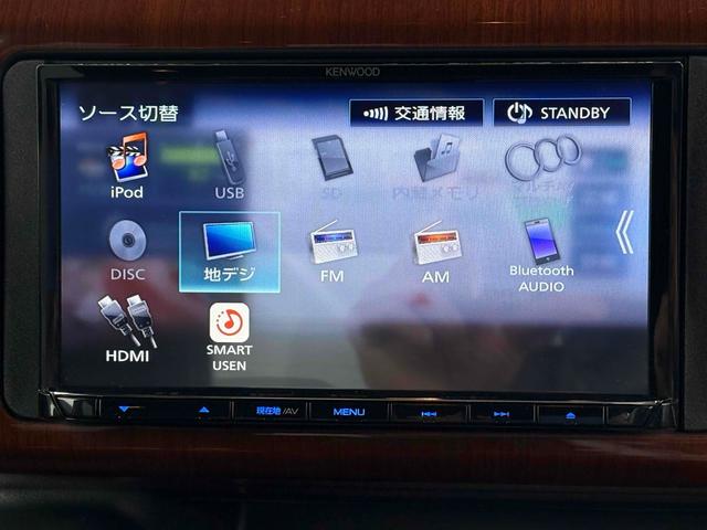 ピクシスメガ Ｄ　両側スライドドア　ナビ　ＴＶ　キーレスエントリー　アイドリングストップ　電動格納ミラー　ベンチシート　ＣＶＴ　盗難防止システム　ＡＢＳ　ＥＳＣ　ＣＤ　ＵＳＢ　Ｂｌｕｅｔｏｏｔｈ　アルミホイール（6枚目）