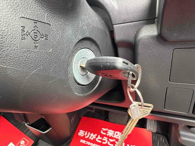 ピクシスメガ Ｄ　両側スライドドア　ナビ　ＴＶ　キーレスエントリー　アイドリングストップ　電動格納ミラー　ベンチシート　ＣＶＴ　盗難防止システム　ＡＢＳ　ＥＳＣ　ＣＤ　ＵＳＢ　Ｂｌｕｅｔｏｏｔｈ　アルミホイール（26枚目）