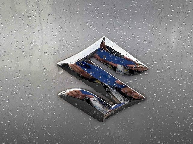 スイフト ＸＧリミテッド　ＥＴＣ　ナビ　ＴＶ　オートクルーズコントロール　レーンアシスト　衝突被害軽減システム　オートライト　スマートキー　電動格納ミラー　シートヒーター　ＣＶＴ　盗難防止システム　衝突安全ボディ　ＡＢＳ（25枚目）