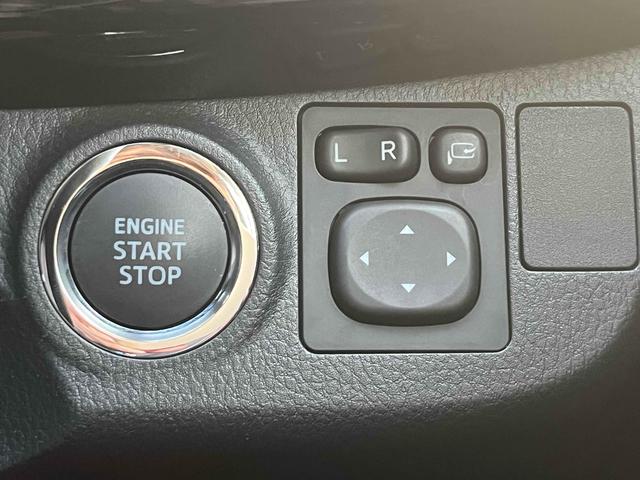 ヴィッツ Ｆ　セーフティーエディションＩＩＩ　ドライブレコーダー　クリアランスソナー　レーンアシスト　衝突被害軽減システム　オートマチックハイビーム　オートライト　ＬＥＤヘッドランプ　スマートキー　アイドリングストップ　電動格納ミラー　ＣＶＴ（7枚目）