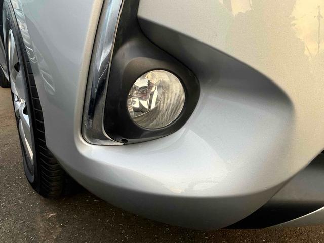 ヴィッツ Ｆ　セーフティーエディションＩＩＩ　ドライブレコーダー　クリアランスソナー　レーンアシスト　衝突被害軽減システム　オートマチックハイビーム　オートライト　ＬＥＤヘッドランプ　スマートキー　アイドリングストップ　電動格納ミラー　ＣＶＴ（37枚目）