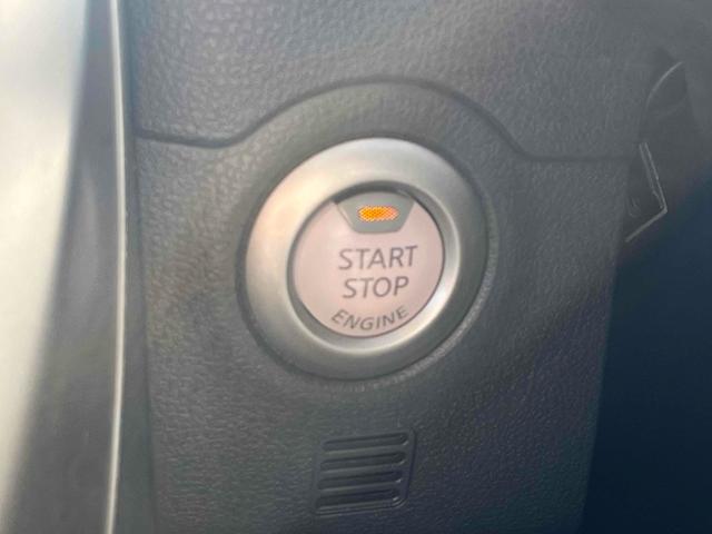 マーチ Ｘ　Ｖセレクション　ＥＴＣ　バックカメラ　ナビ　ＴＶ　オートライト　スマートキー　アイドリングストップ　電動格納ミラー　ＣＶＴ　盗難防止システム　衝突安全ボディ　ＡＢＳ　ＥＳＣ　ＣＤ　ミュージックプレイヤー接続可（9枚目）