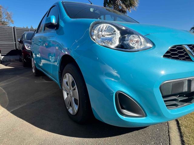 マーチ Ｘ　Ｖセレクション　ＥＴＣ　バックカメラ　ナビ　ＴＶ　オートライト　スマートキー　アイドリングストップ　電動格納ミラー　ＣＶＴ　盗難防止システム　衝突安全ボディ　ＡＢＳ　ＥＳＣ　ＣＤ　ミュージックプレイヤー接続可（20枚目）