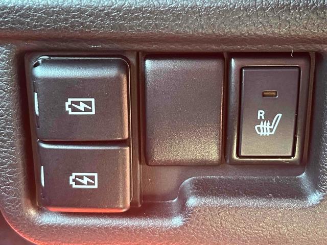 ワゴンＲスマイル ハイブリッドＳ　両側電動スライドドア　ナビ　クリアランスソナー　レーンアシスト　衝突被害軽減システム　オートライト　スマートキー　アイドリングストップ　電動格納ミラー　シートヒーター　ベンチシート　ＣＶＴ（7枚目）